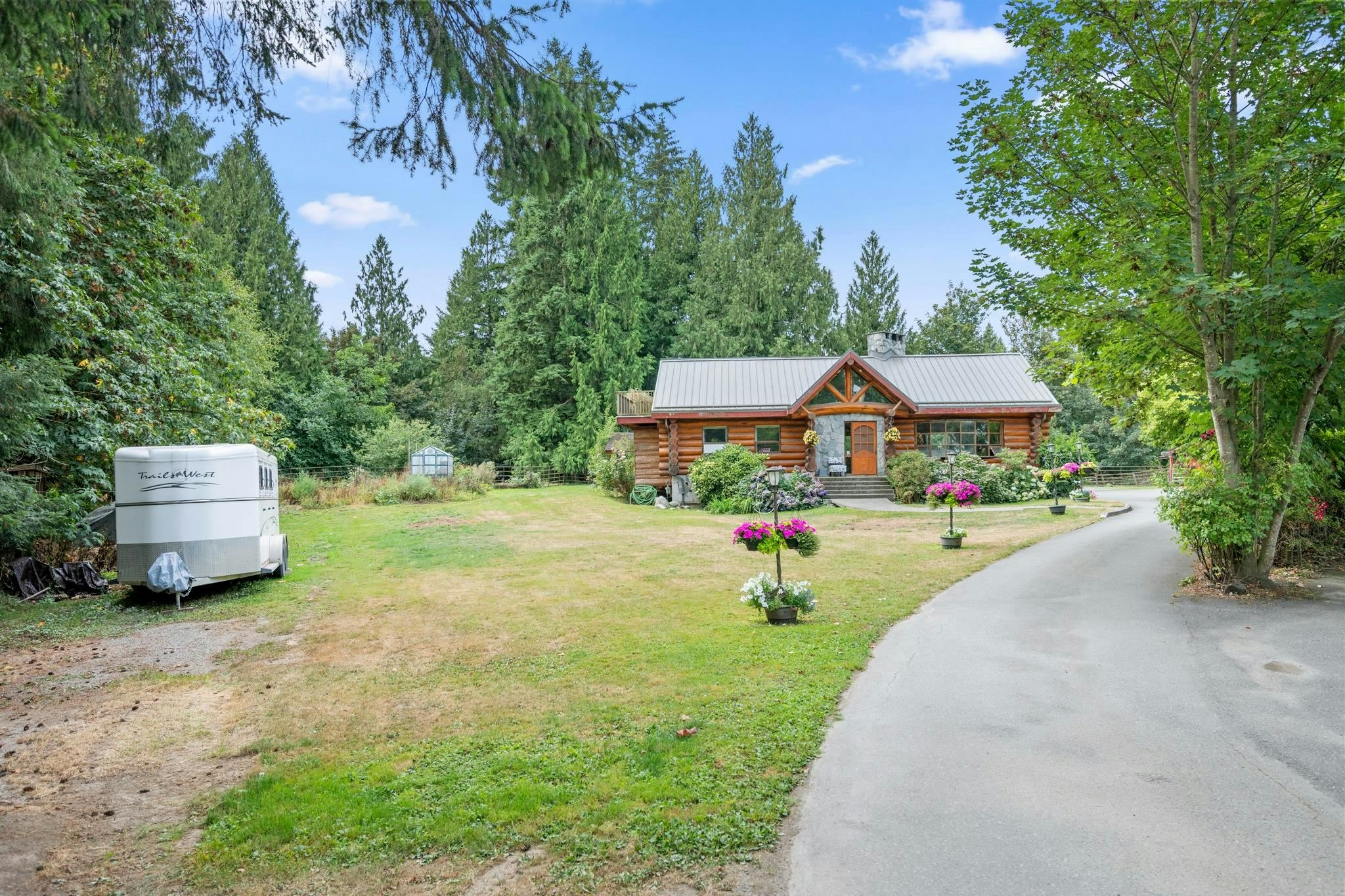 7275 253 Street - 2