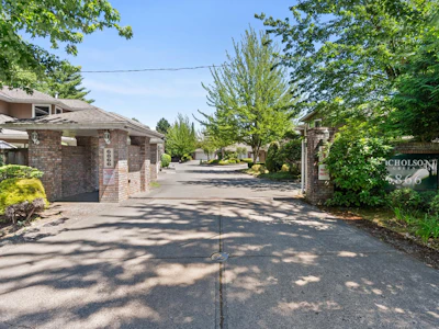 303-6866 Nicholson Road - 2