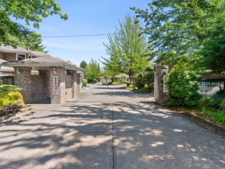 303-6866 Nicholson Road, Delta, BC, V4E 3G5 - 2