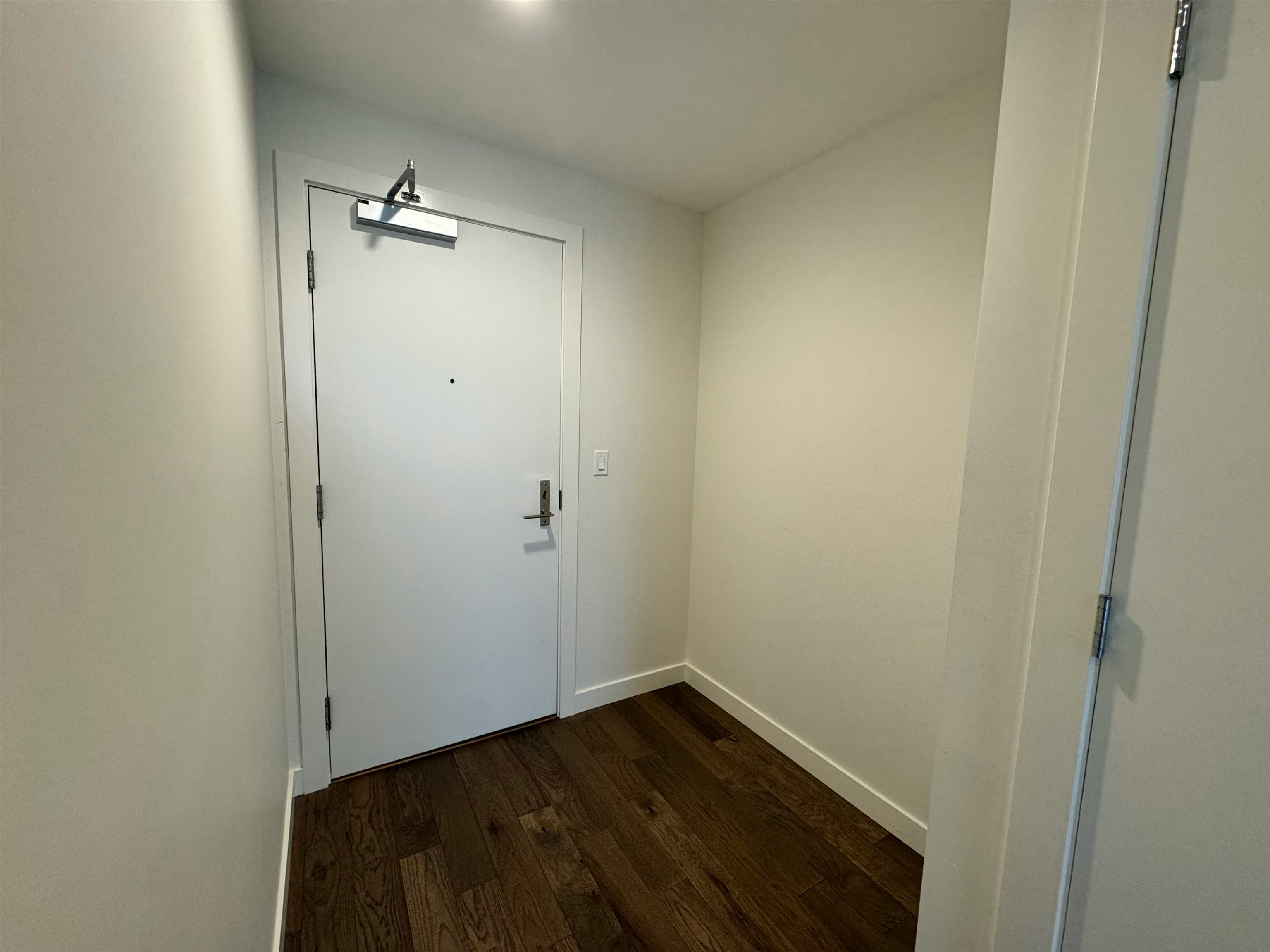 309-9060 University Crescent - 5