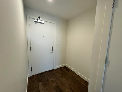 309-9060 University Crescent - 5