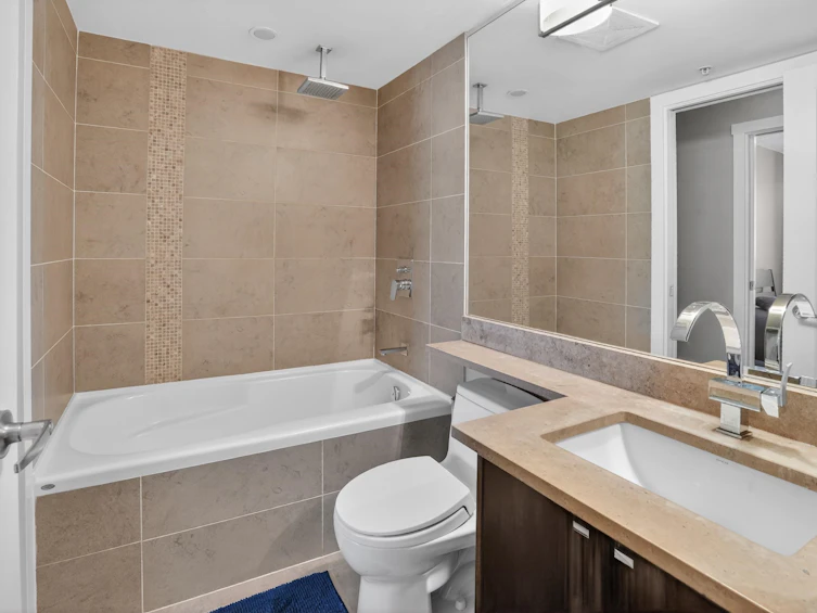 2102-2978 Glen Drive, Coquitlam, BC, V3B 0C3 - 10