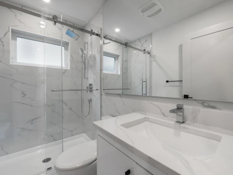 952 Parker Street, Surrey, BC, V4B 4R4 - 22