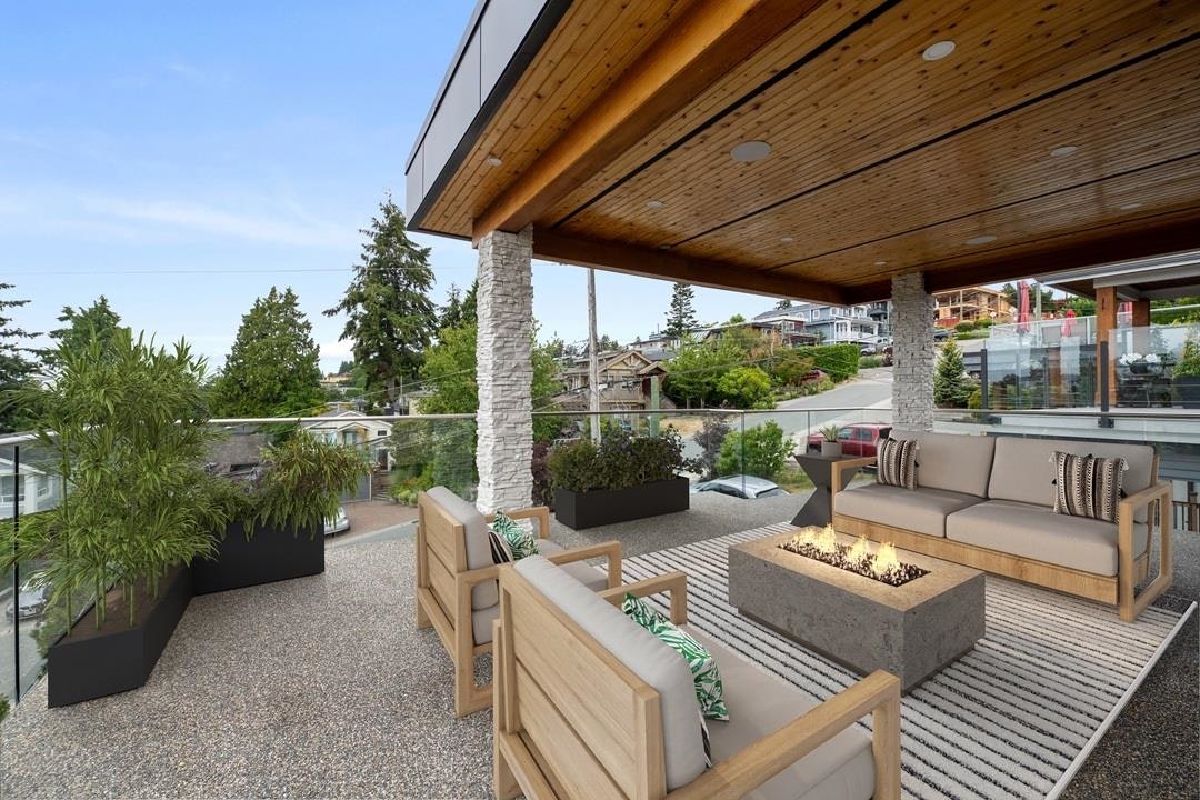 952 Parker Street, Surrey, BC, V4B 4R4 - 4