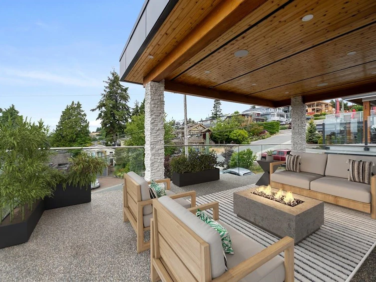952 Parker Street, Surrey, BC, V4B 4R4 - 4