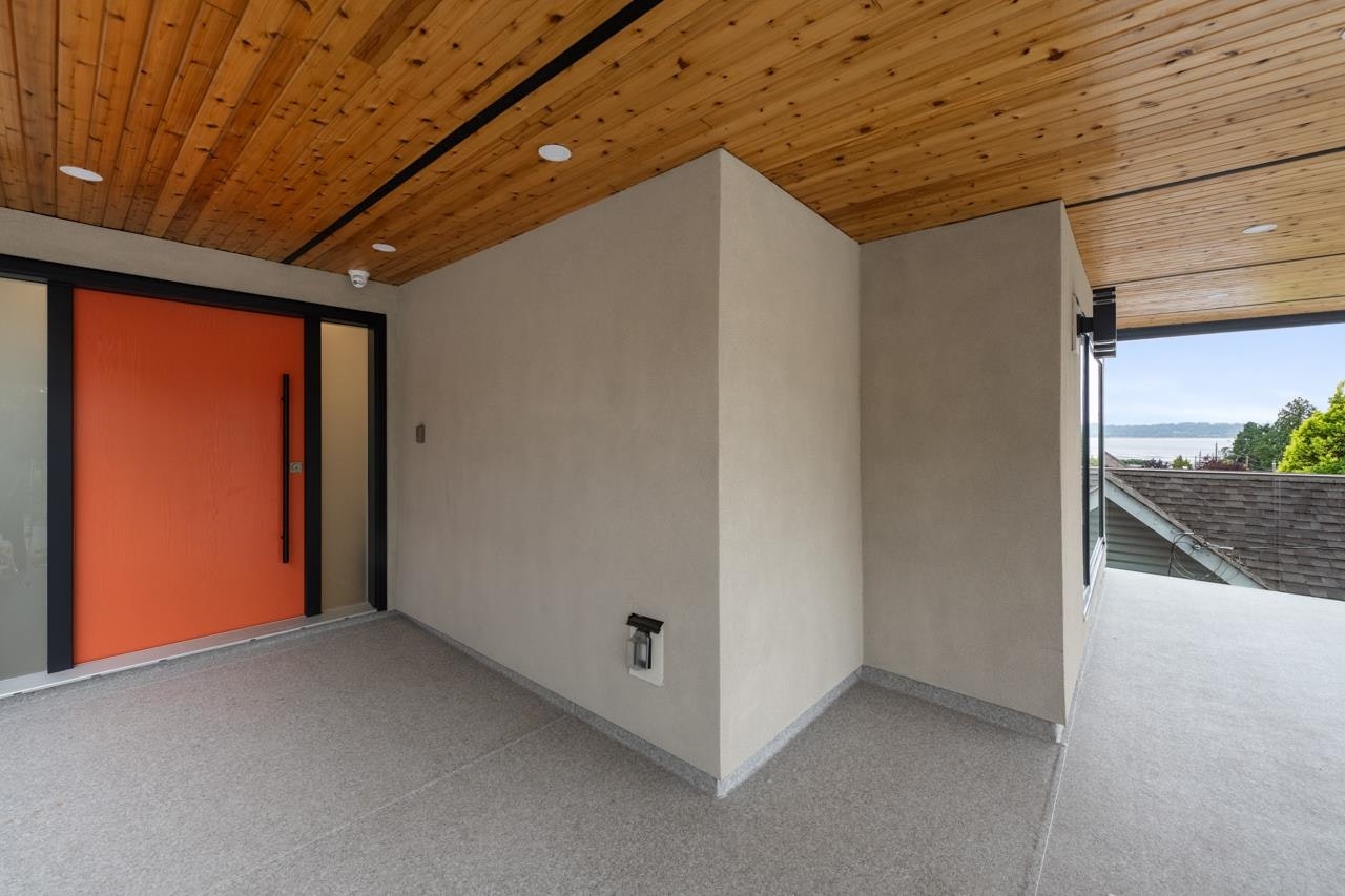 952 Parker Street, Surrey, BC, V4B 4R4 - 37