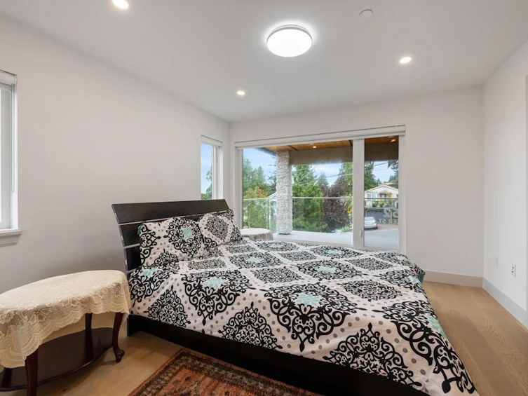 952 Parker Street, Surrey, BC, V4B 4R4 - 19