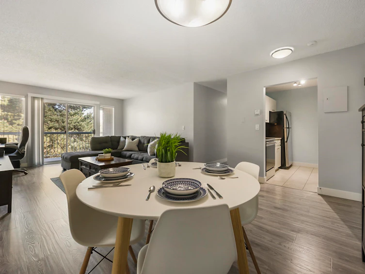 312-5700 200 Street, Langley, BC, V3A 7S6 - 11