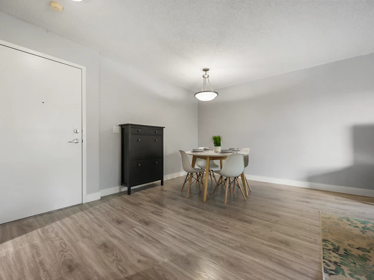 312-5700 200 Street, Langley, BC, V3A 7S6 - 9