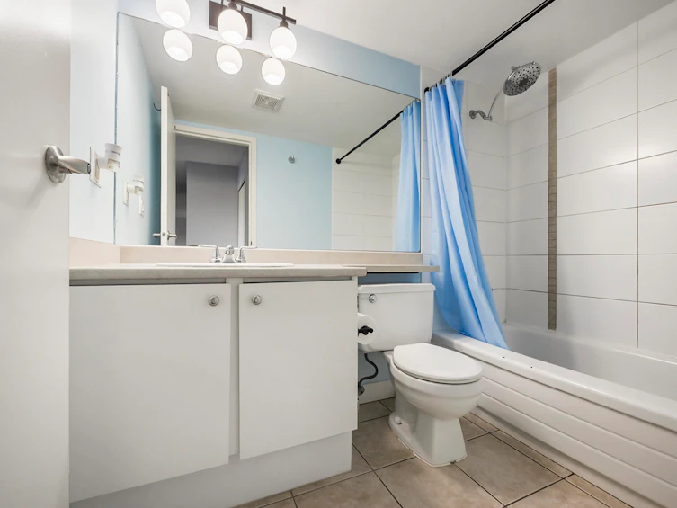 312-5700 200 Street, Langley, BC, V3A 7S6 - 21