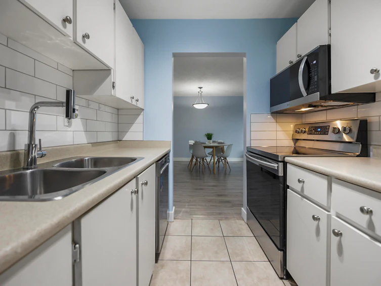 312-5700 200 Street, Langley, BC, V3A 7S6 - 7