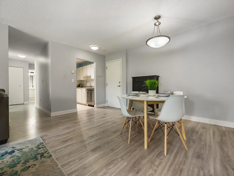 312-5700 200 Street, Langley, BC, V3A 7S6 - 10