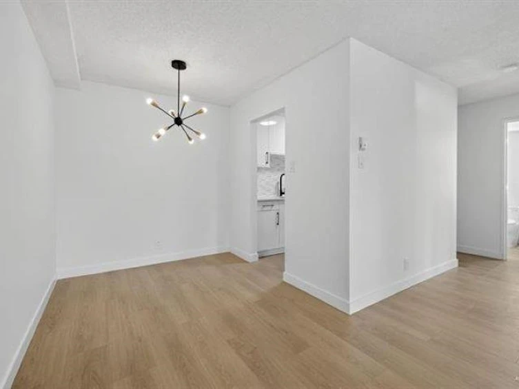 121-8511 Ackroyd Road, Richmond, BC, V6X 3E7 - 8