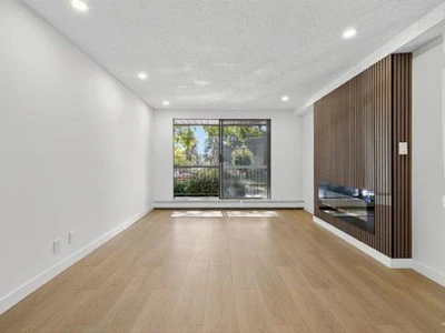 121-8511 Ackroyd Road - 4