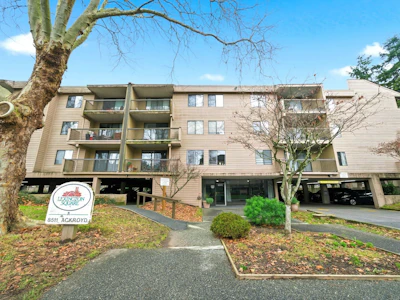 121-8511 Ackroyd Road - 2
