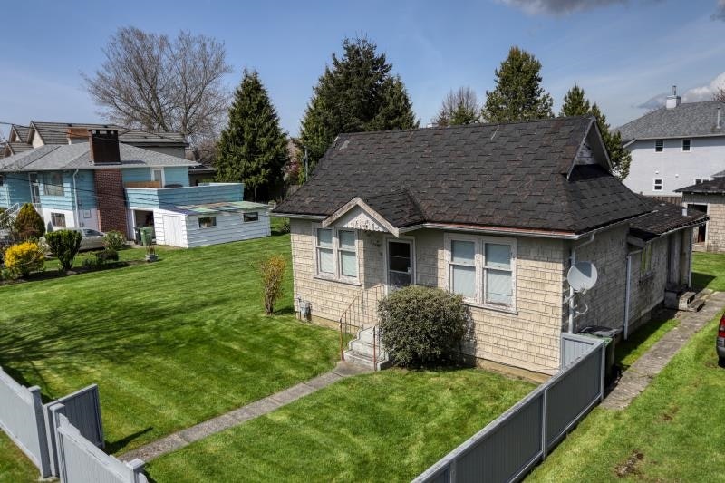 5211 Maple Road, Richmond, BC, V7E 1G2