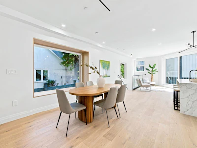 6160 Granville Street - 5