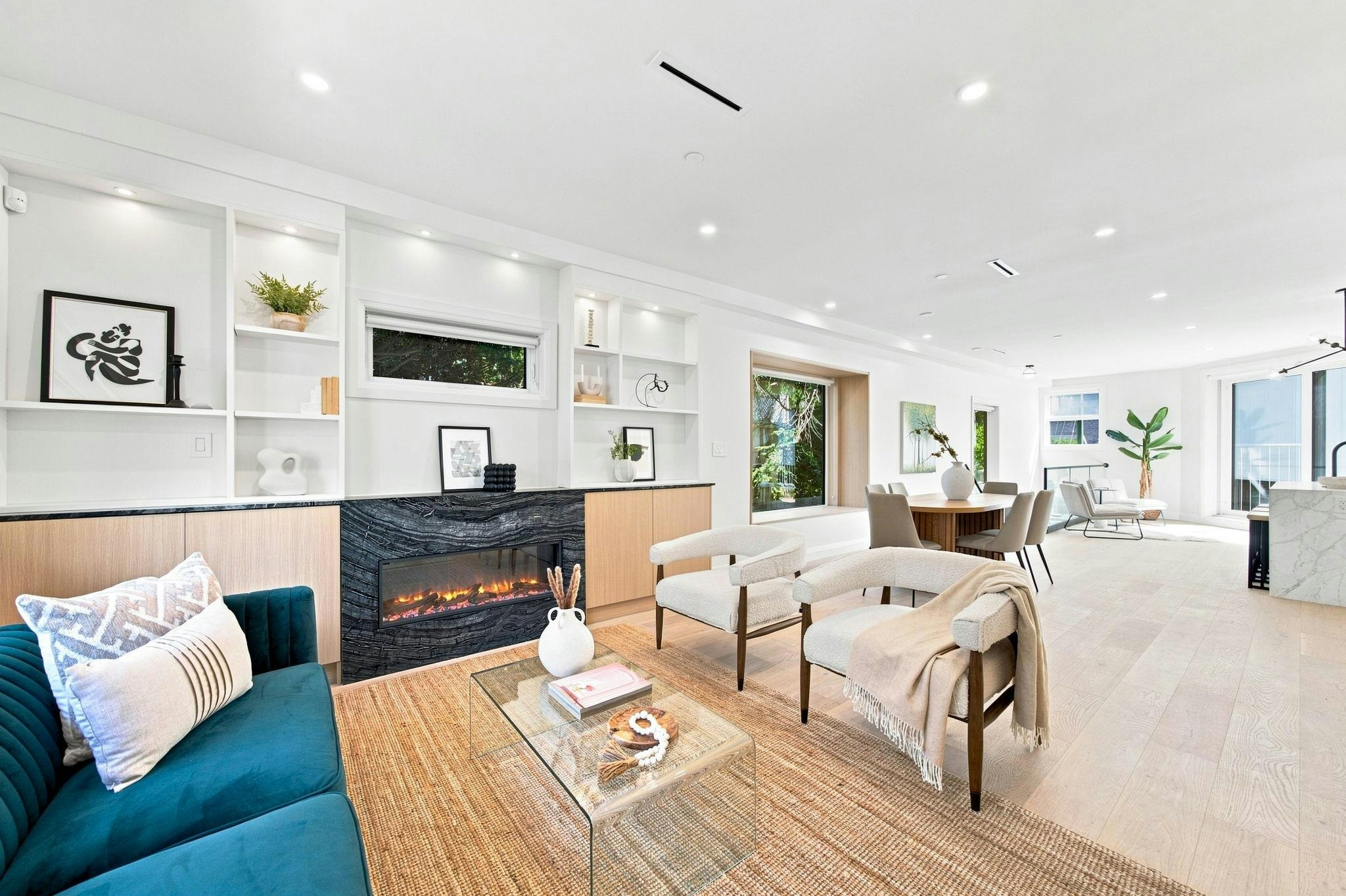 6160 Granville Street, Vancouver, BC, V6M 3E3