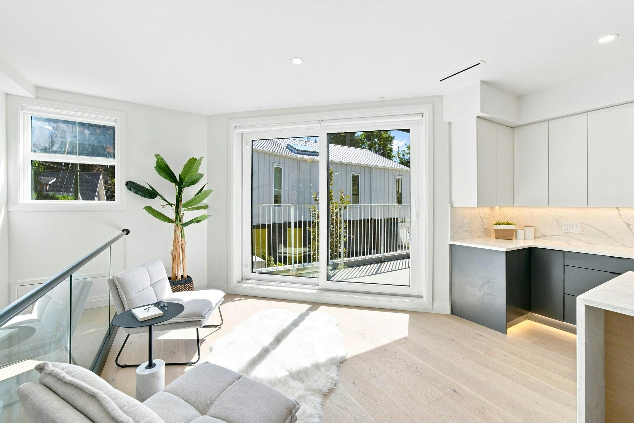 6160 Granville Street, Vancouver, BC, V6M 3E3 - 25