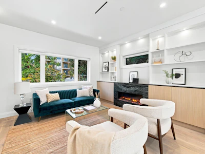 6160 Granville Street - 3
