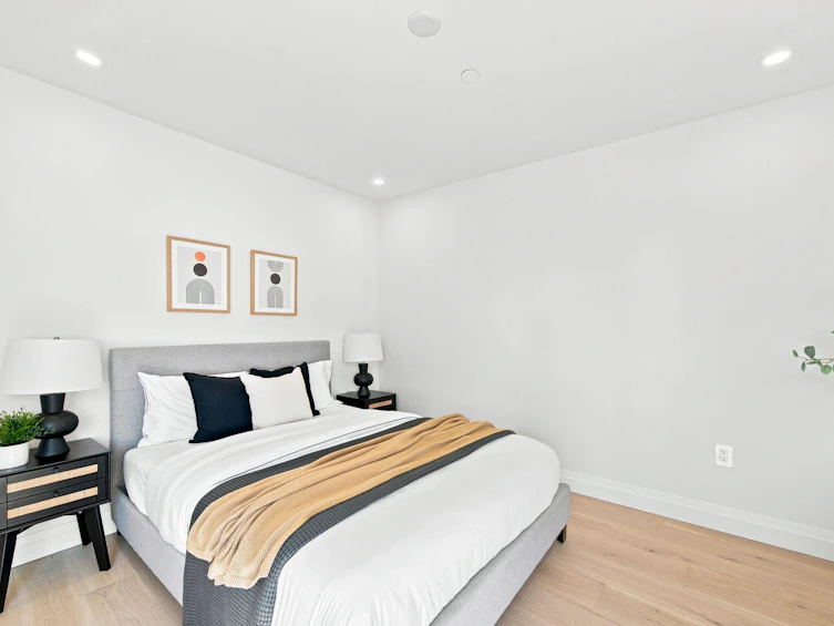 6160 Granville Street, Vancouver, BC, V6M 3E3 - 16