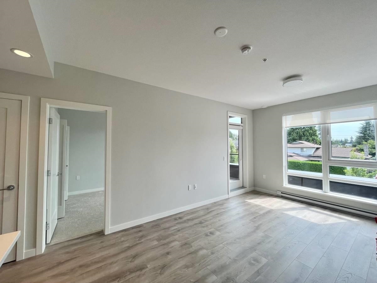 615 Cottonwood Avenue, Coquitlam, BC, V3J 0N4 - 8