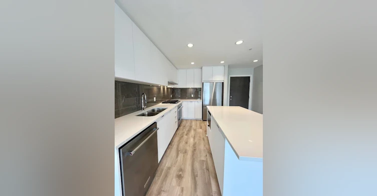 615 Cottonwood Avenue, Coquitlam, BC, V3J 0N4 - 3
