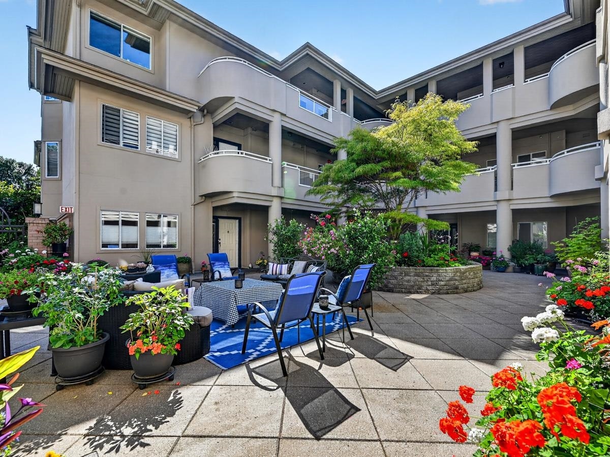 208-7600 Moffatt Rd, Richmond, BC, V6Y 3V1