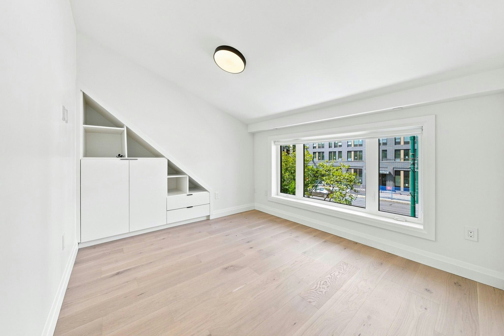 6162 Granville Street, Vancouver, BC, V6M 3E3 - 12