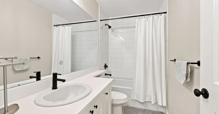 17557 100 Avenue, Surrey, BC, V4N 6V5 - 11