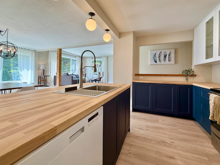 6376 Sunshine Coast Highway, Sechelt, BC, V7Z 0M3 - 8