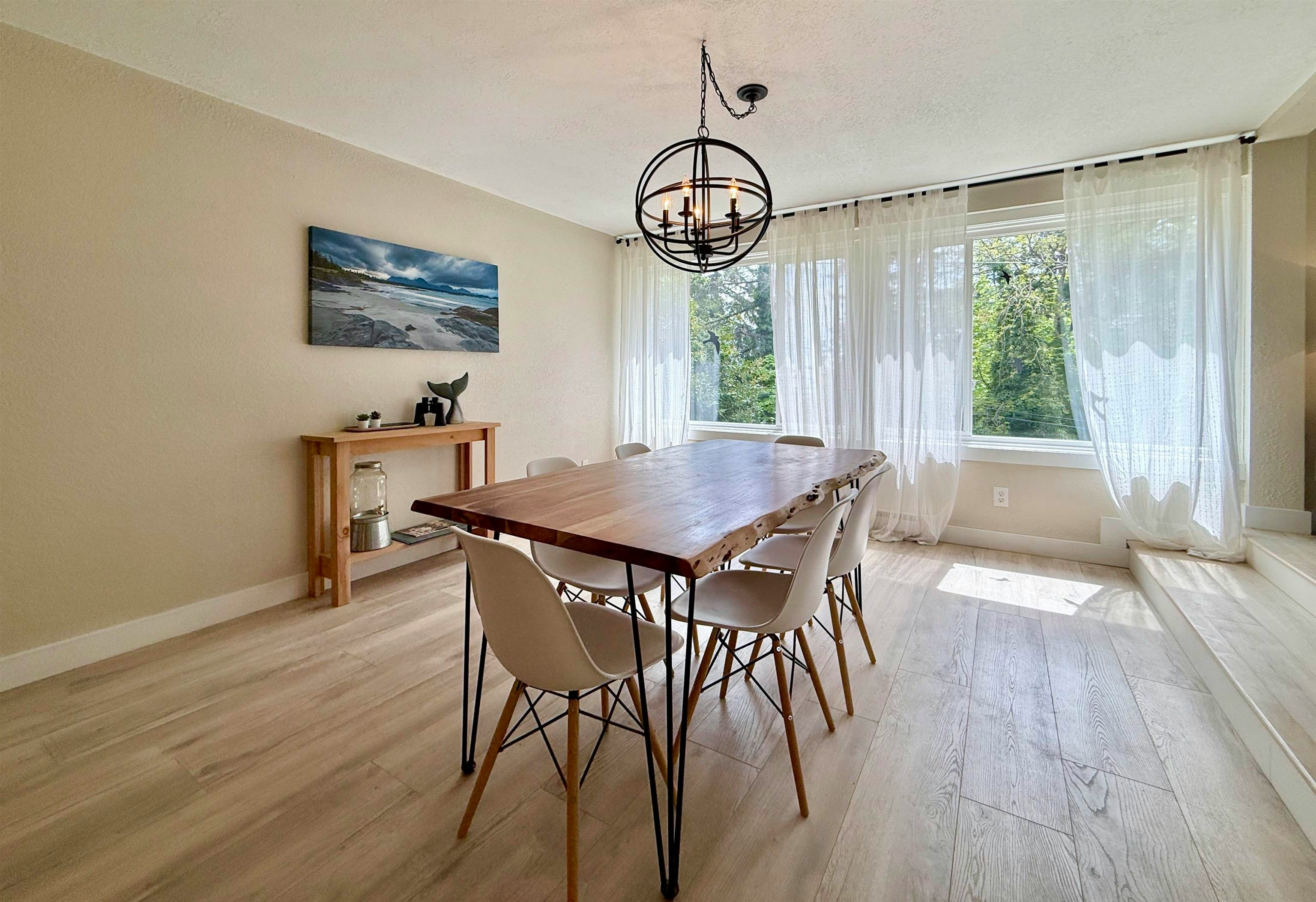 6376 Sunshine Coast Highway, Sechelt, BC, V7Z 0M3 - 11