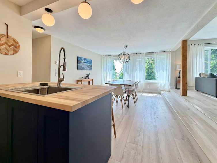 6376 Sunshine Coast Highway, Sechelt, BC, V7Z 0M3 - 9