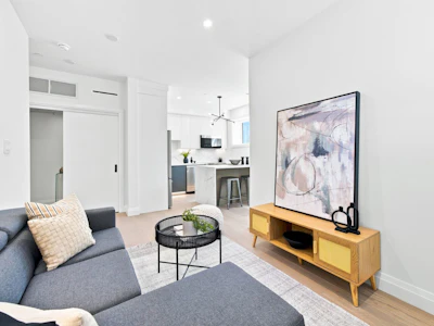 6164 Granville Street - 4