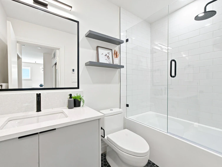 6164 Granville Street, Vancouver, BC, V6M 3E3 - 14