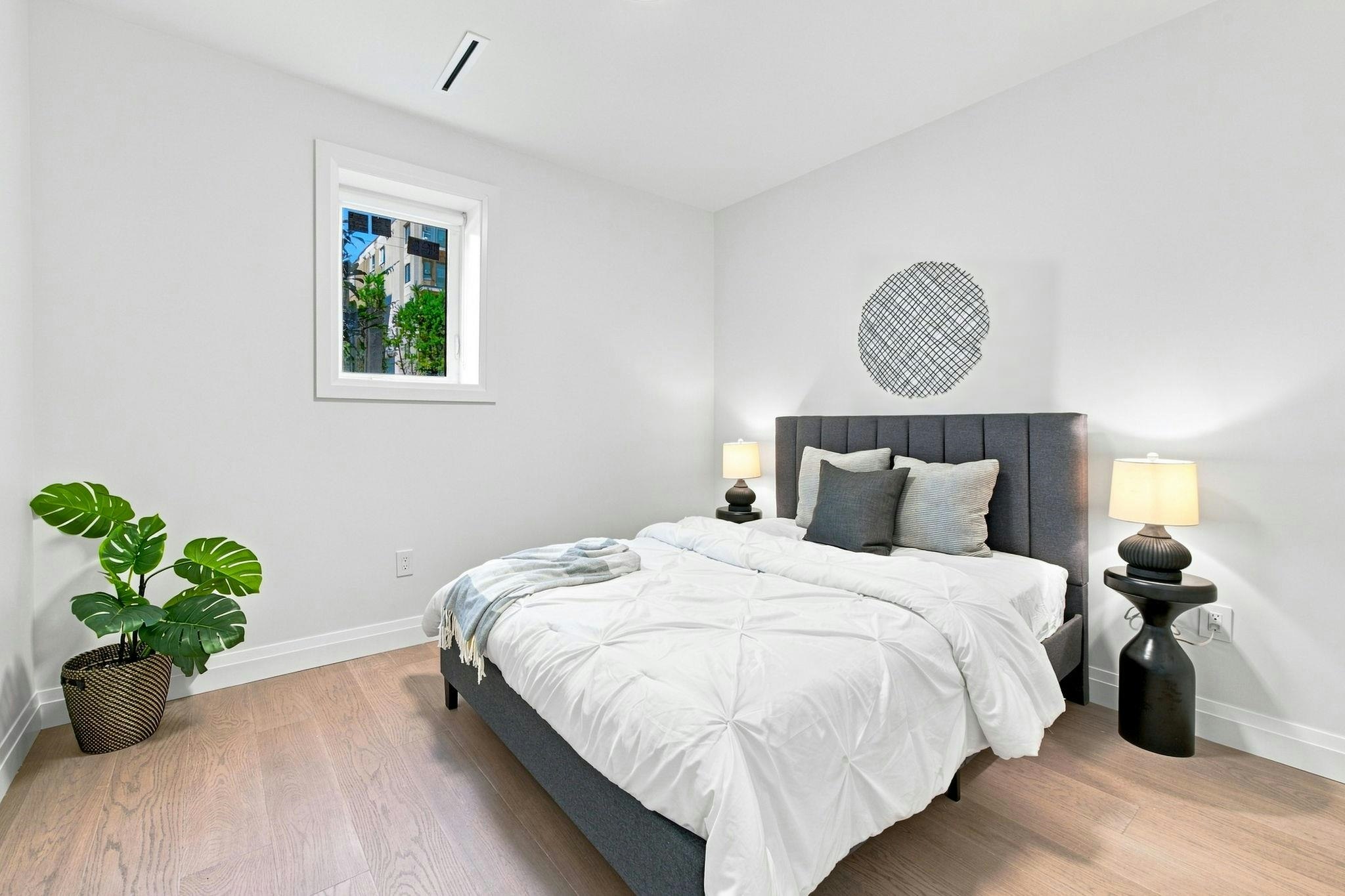 6164 Granville Street, Vancouver, BC, V6M 3E3 - 11