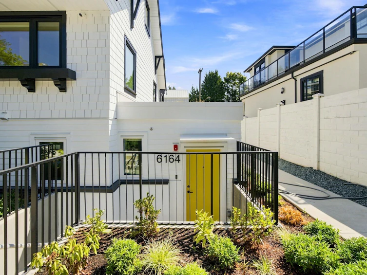 6164 Granville Street, Vancouver, BC, V6M 3E3 - 23