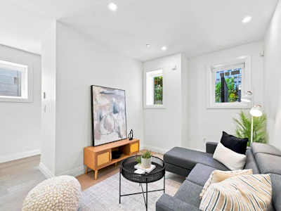 6164 Granville Street - 3