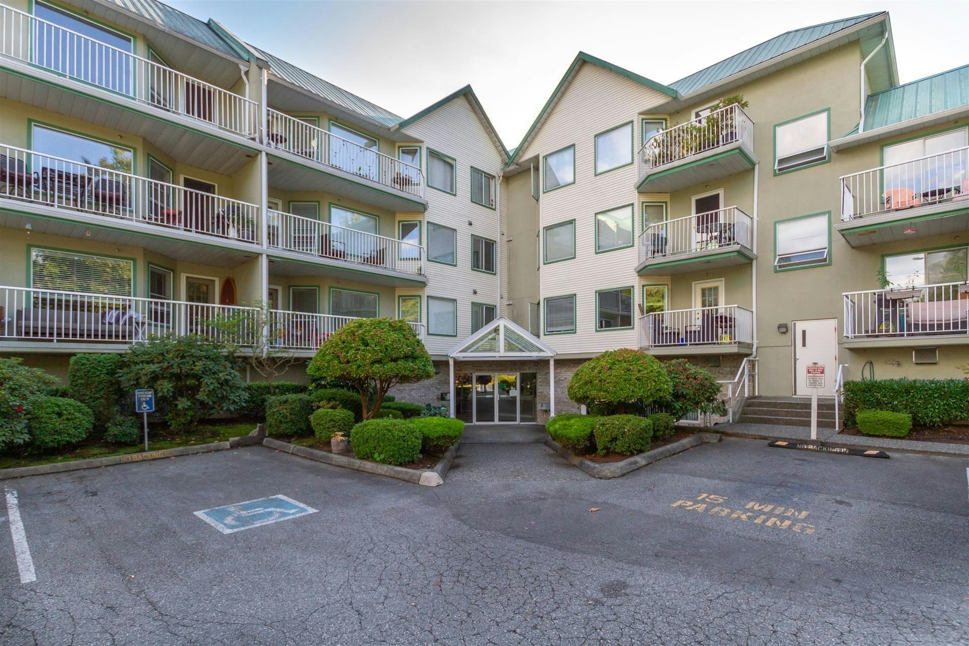 317-19236 Ford Road, Pitt Meadows, BC, V3Y 2K1