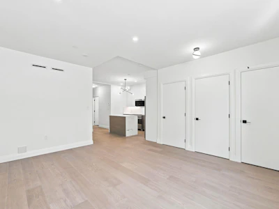 6166 Granville Street - 4