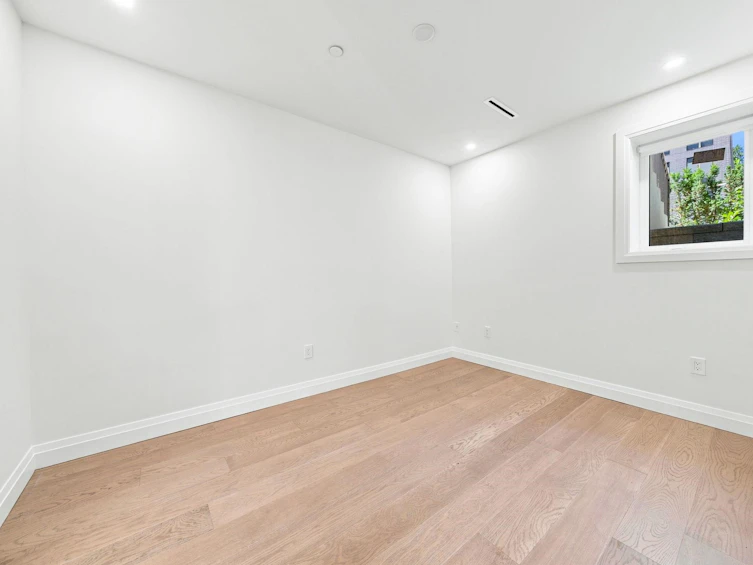 6166 Granville Street, Vancouver, BC, V6M 3E3 - 15