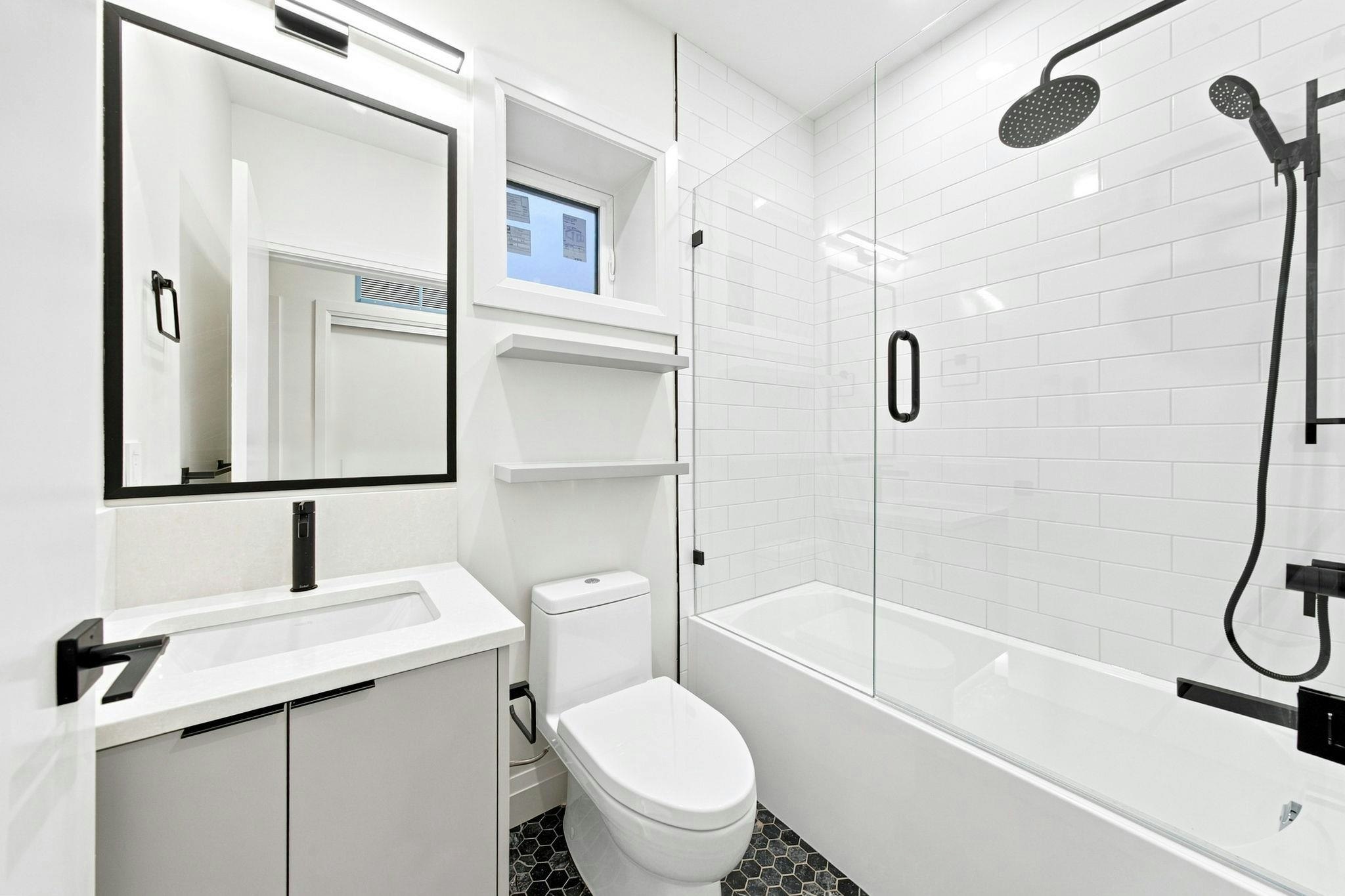 6166 Granville Street, Vancouver, BC, V6M 3E3 - 18