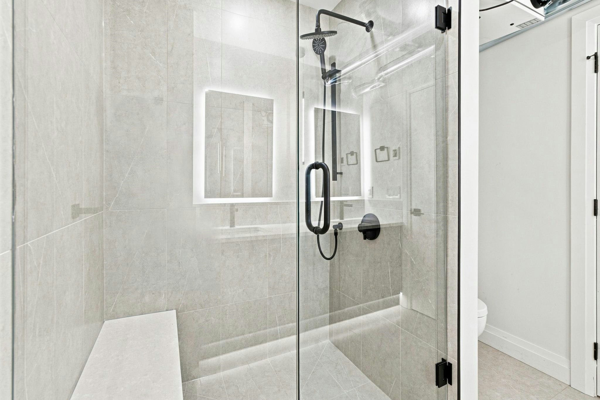 6166 Granville Street, Vancouver, BC, V6M 3E3 - 20