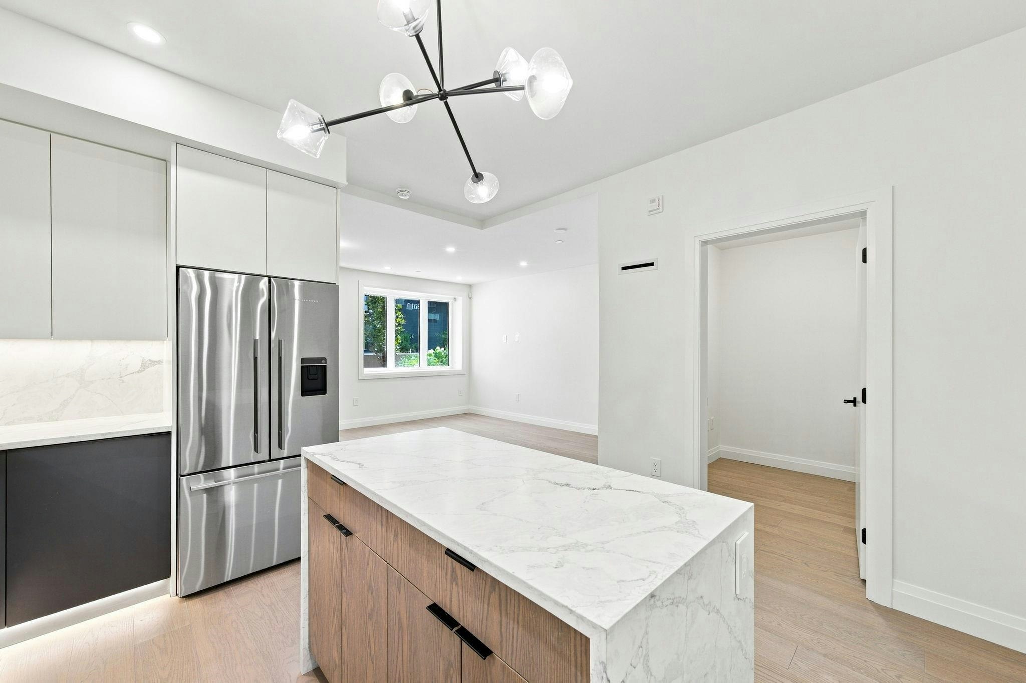 6166 Granville Street, Vancouver, BC, V6M 3E3 - 12