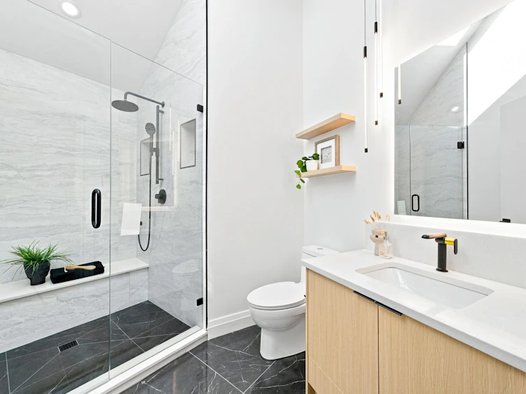 6168 Granville Street, Vancouver, BC, V6M 3E3 - 28