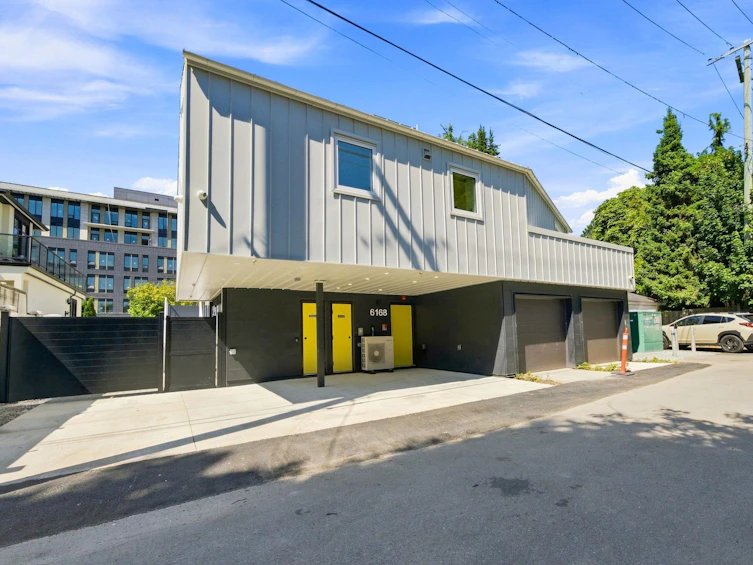 6168 Granville Street, Vancouver, BC, V6M 3E3 - 37