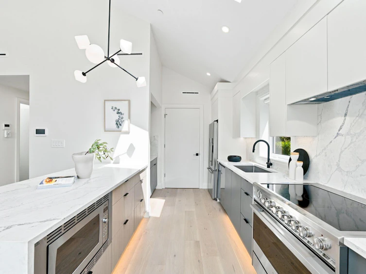 6168 Granville Street, Vancouver, BC, V6M 3E3 - 15