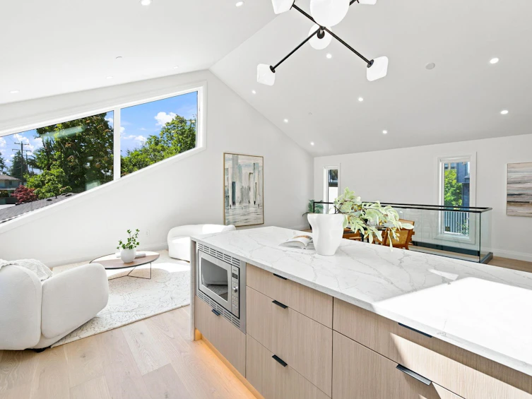 6168 Granville Street, Vancouver, BC, V6M 3E3 - 19