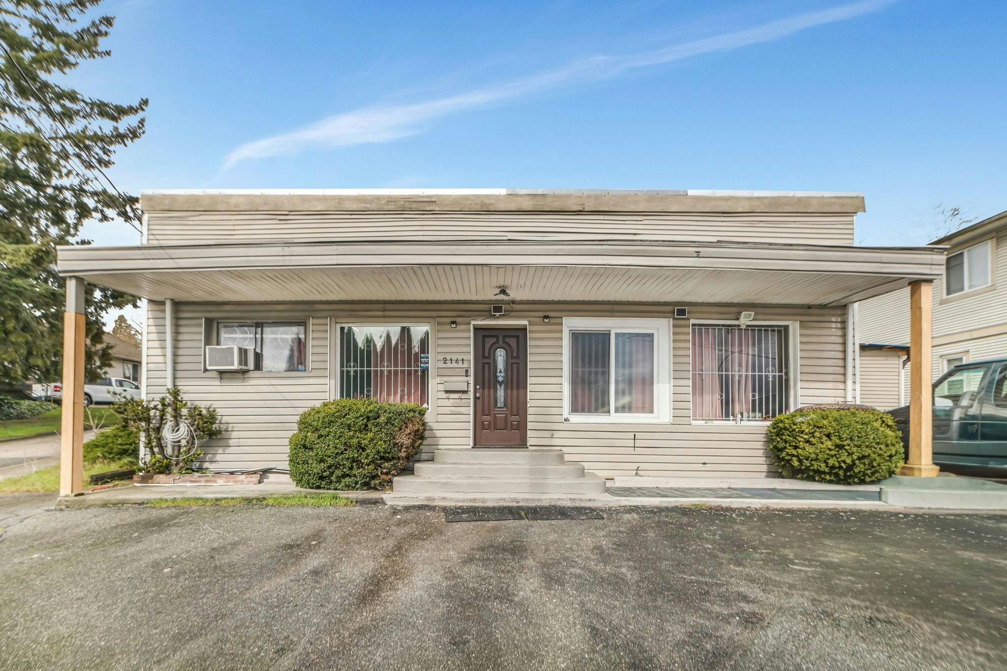 2141 Marine Way, New Westminster, BC, V3M 2H2