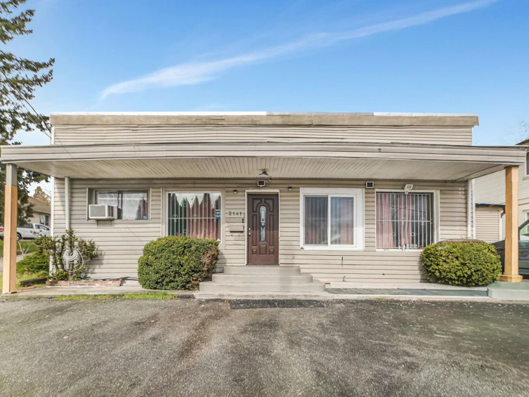 2141 Marine Way, New Westminster, BC, V3M 2H2